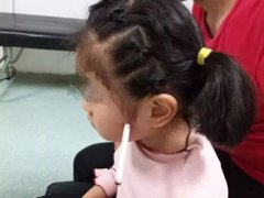 5岁广州代妈一声惨叫后脸上插了一支笔